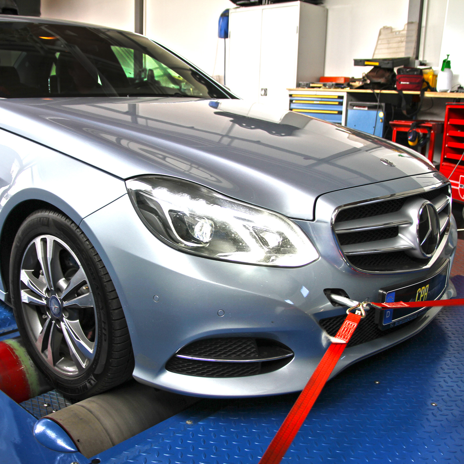 The new Mercedes E400 (W212) 馬力機測試