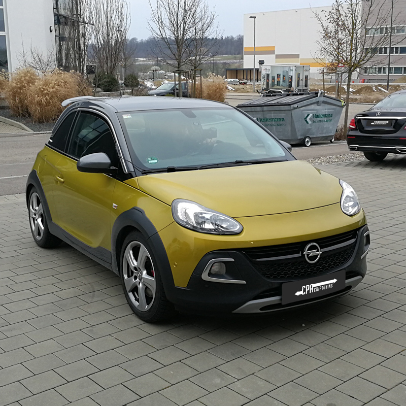 性能出色的小型Opel 閱讀更多